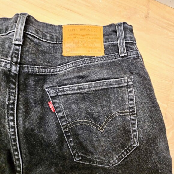 Levi's Premium Slim Fit Denim (31x30) - Picture 2 of 10